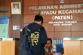 Pemkot Padang tingkatkan kualitas pelayanan administrasi terpadu kecamatan (Paten)