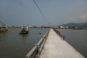 Pulau kecil si pengekspor ikan asin