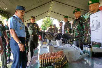 Asops Panglima TNI lepas 500 satgas Pamrahwan