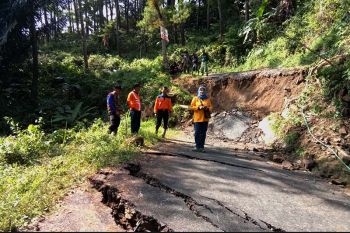 Legislatif minta akses jalan pedesaan diperhatikan