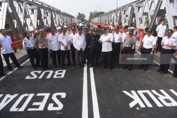 Permintaan Pengaktifan Jembatan Timbang Gubernur Jatim  Belum Dibalas (Video)