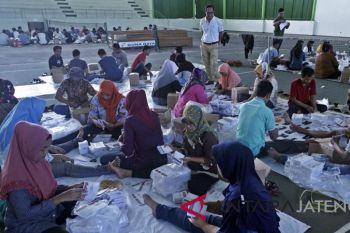 KPU Boyolali distribusikan logistik pilgub usai Lebaran