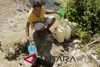 2,5 juta liter air bersih untuk bantu warga Kota Kupang