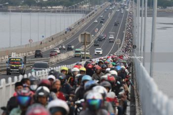 TKN: Pembebasan Biaya Tol Suramadu Tidak Politis