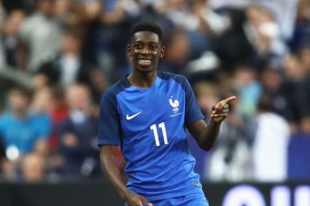 Laga persahabatan, Prancis hajar Italia