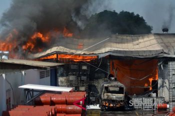 Dua korban tewas akibat kebakaran lapak barang bekas di Jakarta Timur