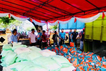 BNI Manado bagikan ratusan paket Ramadhan duafa