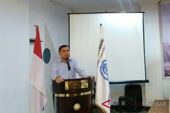 Padang Panjang pusatkan shalat id di lapangan Khatib Sulaiman