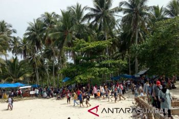 BPBD sarankan wisata pulau dihentikan sementara karena cuaca buruk