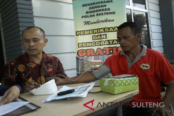 PT Jasa Raharja Sulteng bantu periksa kesehatan sopir