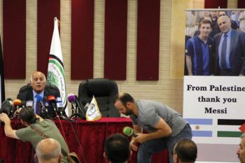 Dukung Palestina, bukan berarti intervensi ajang olahraga