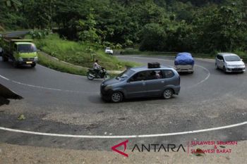 Puncak arus balik poros Polewali Mandar padat