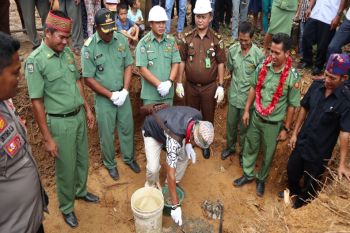 Desa Bakonsu Lamandau bangun jembatan gantung senilai Rp1,3 miliar