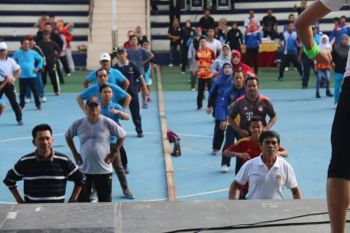 Bupati Nadalsyah senam bersama usai cuti kampanye