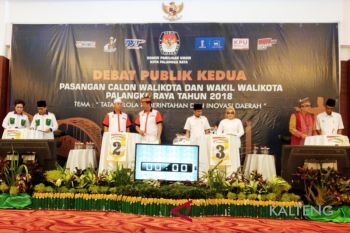 Debat Pilkada Palangka Raya, Gubernur nilai kurang 'greget', Wali Kota sebut kurang sesuai