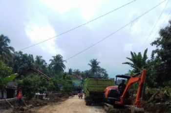 Ridho-Bachtiar Komitmen Perbaiki Jalan Utama Akses Pariwisata