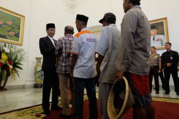 Pengamat: Open house di Istana hari ini jadi momen merajut hubungan