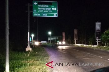 Kendaraan pemudik asal Jawa mulai masuk Sumatera