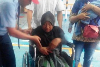 Arus Mudik - Seorang Pemudik Melahirkan Dalam Kapal Feri