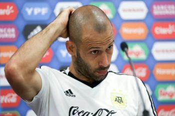 Mascherano akui puas dengan penampilan Messi Cs meskipun imbang lawan Al Ahly