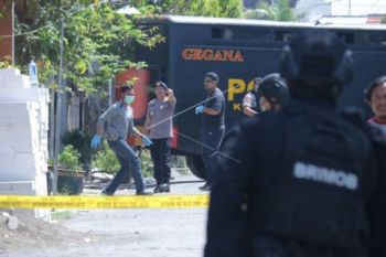 Kampus Fisip Universitas Riau di geledah Densus 88
