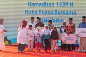 PLN Santuni 500 Anak Yatim di Magelang