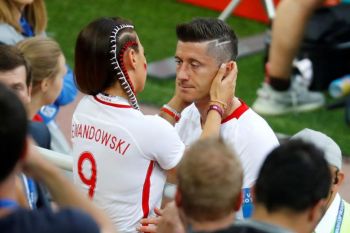 FIFA denda Polandia karena spanduk "politis dan menyerang"