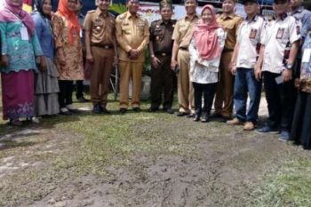 Wali Kota Pekanbaru Tinjau Beberapa TPS
