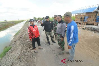 Bupati Bogor meresmikan dua masjid besar