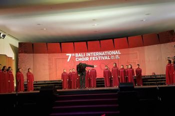 SMP Don Bosco Manado Rebut Gold di Bali International Choir