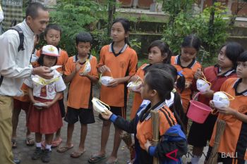 Ditinggal murid mengungsi, sekolah di Karangasem sepi