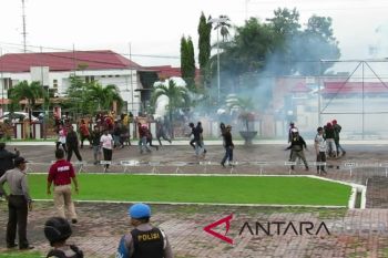Demo dugaan kecurangan pilkada berakhir ricuh
