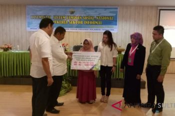 BPJS Ketenagakerjaan Kendari salurkan santunan Rp124,5 juta