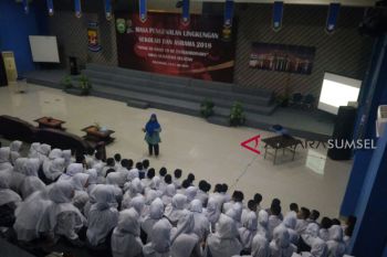 SMAN Sumsel bantah buka kelas berbayar