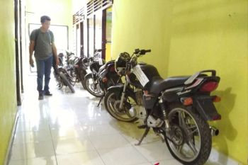 Muratara lelang 153 kendaraan dinas