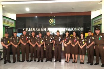 Kajati Sulut cek pelayanan publik Kejari Tomohon