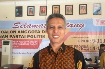 KPU Sumbar akui aplikasi pendaftaran caleg daring sering bermasalah