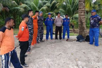 SAR Jayapura hentikan pencarian warga lompat dari kapal