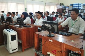 233 kandidat anggota KPU ikuti tes CAT