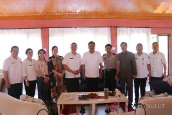 Festival bunga internasional angkat tema "Beautiful Tomohon"