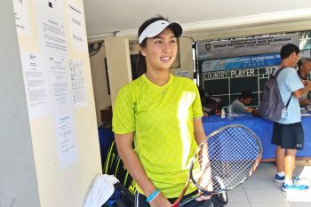 Tiga petenis Indonesia melaju Women's International