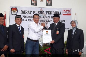 Khadzik-Bowo ditetapkan sebagai Bupati-Wakil Bupati Temanggung