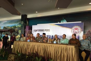 Cagub Sultra terpilih Ali Mazi bentuk tim transisi