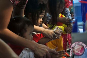 Orang tua bisa menempuh banyak cara jaga kesehatan anak