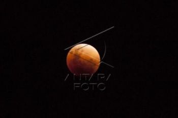 Gerhana bulan total akan terjadi Sabtu dini hari