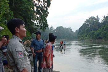 BPBD cari korban tenggelam di Sungai Musi