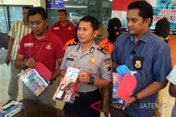 Tiga tersangka kasus judi Piala Dunia ditangkap polisi