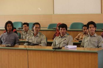 Ekspedisi Papua Terang, PLN berangkatkan 30 mahasiswa UGM