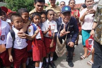 Mendikbud pantau hari pertama sekolah di Jayapura