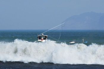 Jumlah korban kapal tenggelam di Jember bertambah